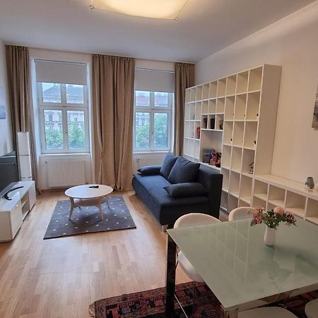 Sunny Apartment Next To Metro 1Br Vienna Exterior photo