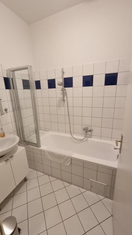 Sunny Apartment Next To Metro 1Br Vienna Exterior photo