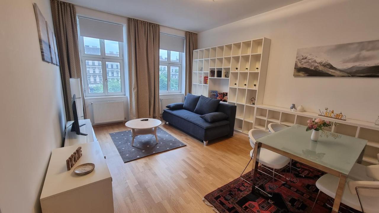 Sunny Apartment Next To Metro 1Br Vienna Exterior photo
