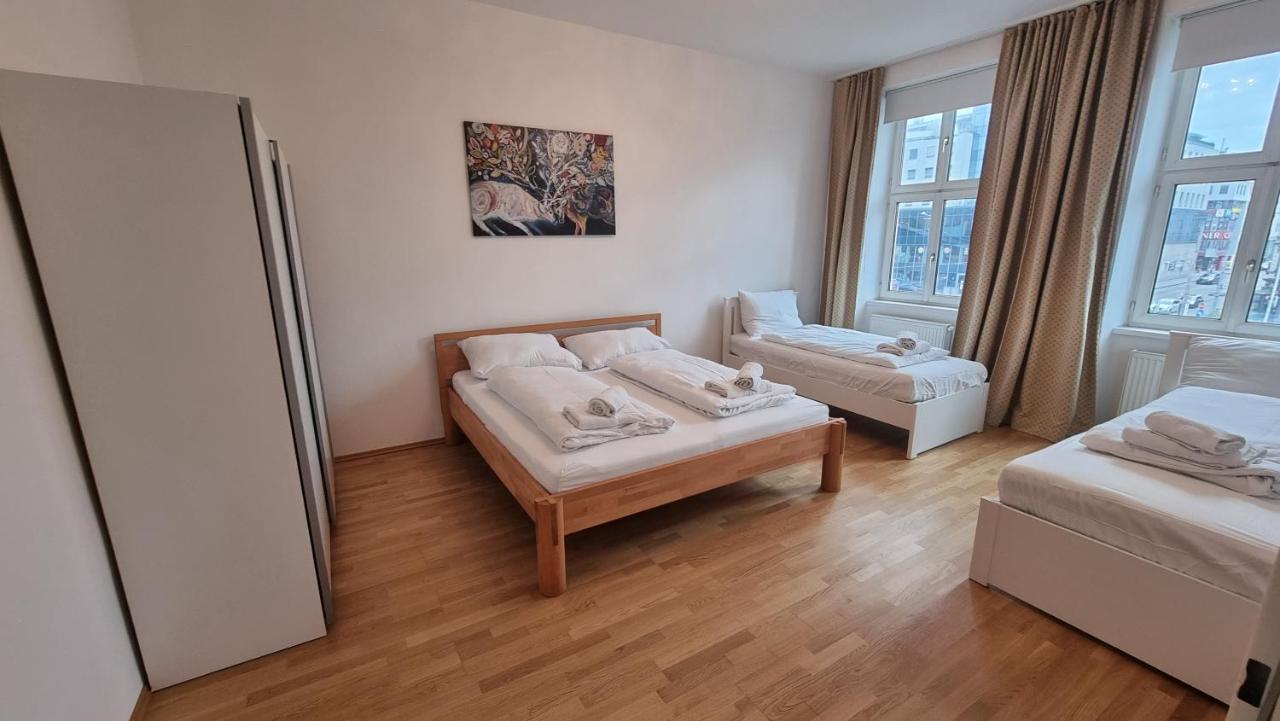 Sunny Apartment Next To Metro 1Br Vienna Exterior photo