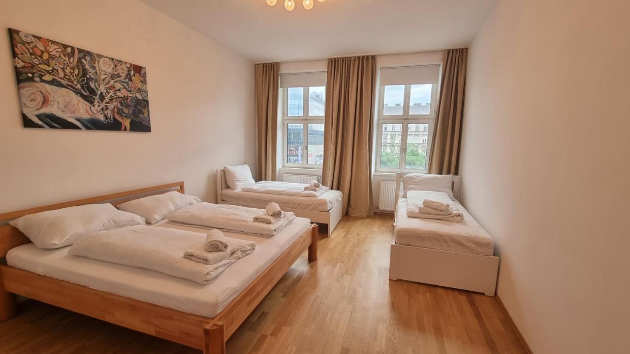 Sunny Apartment Next To Metro 1Br Vienna Exterior photo