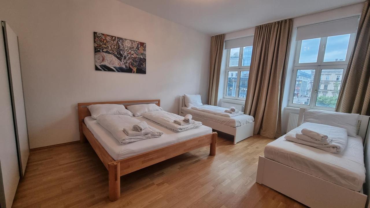 Sunny Apartment Next To Metro 1Br Vienna Exterior photo